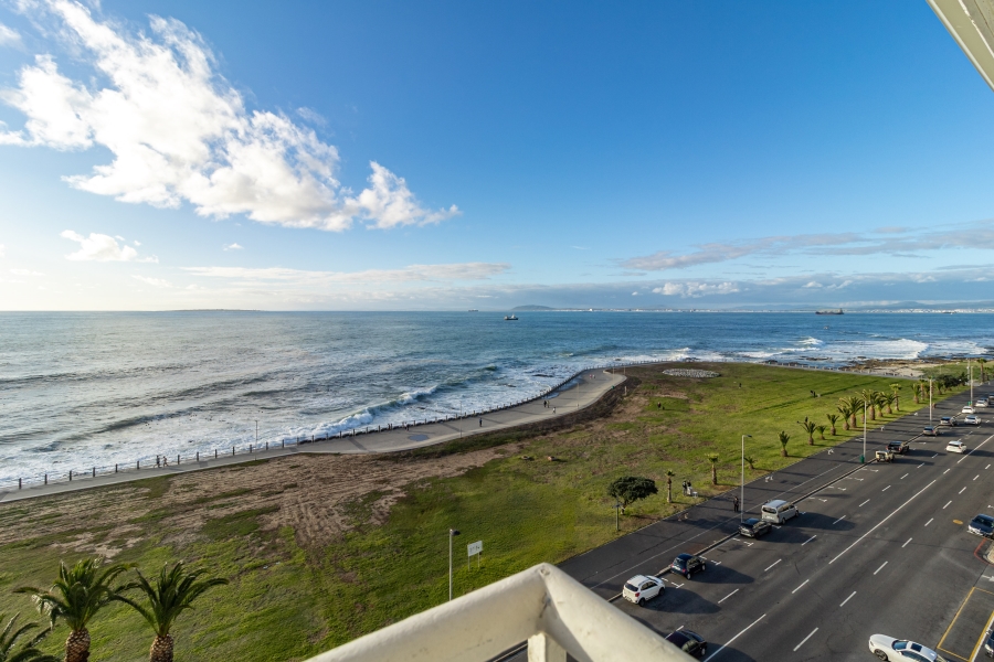 2 Bedroom Property for Sale in Mouille Point Western Cape